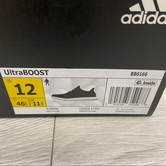 Black Adidas Ultraboost BB6166 - Picture 6 of 9
